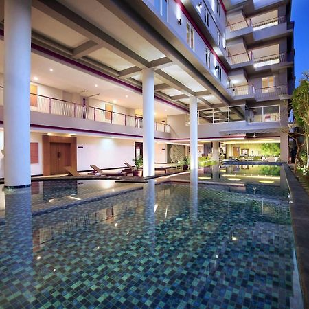 Favehotel Sunset Seminyak Dış mekan fotoğraf